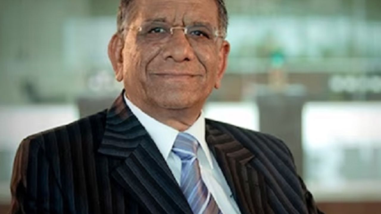 Usthadian Academy / Govind Dholakia Appointed New Chairman of Surat Diamond Bourse | 26 mar 2024 Usthadian Academy / Govind Dholakia Appointed New Chairman of Surat Diamond Bourse